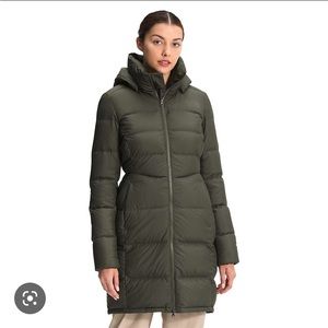 The Northface Women’s Metropolis Parka